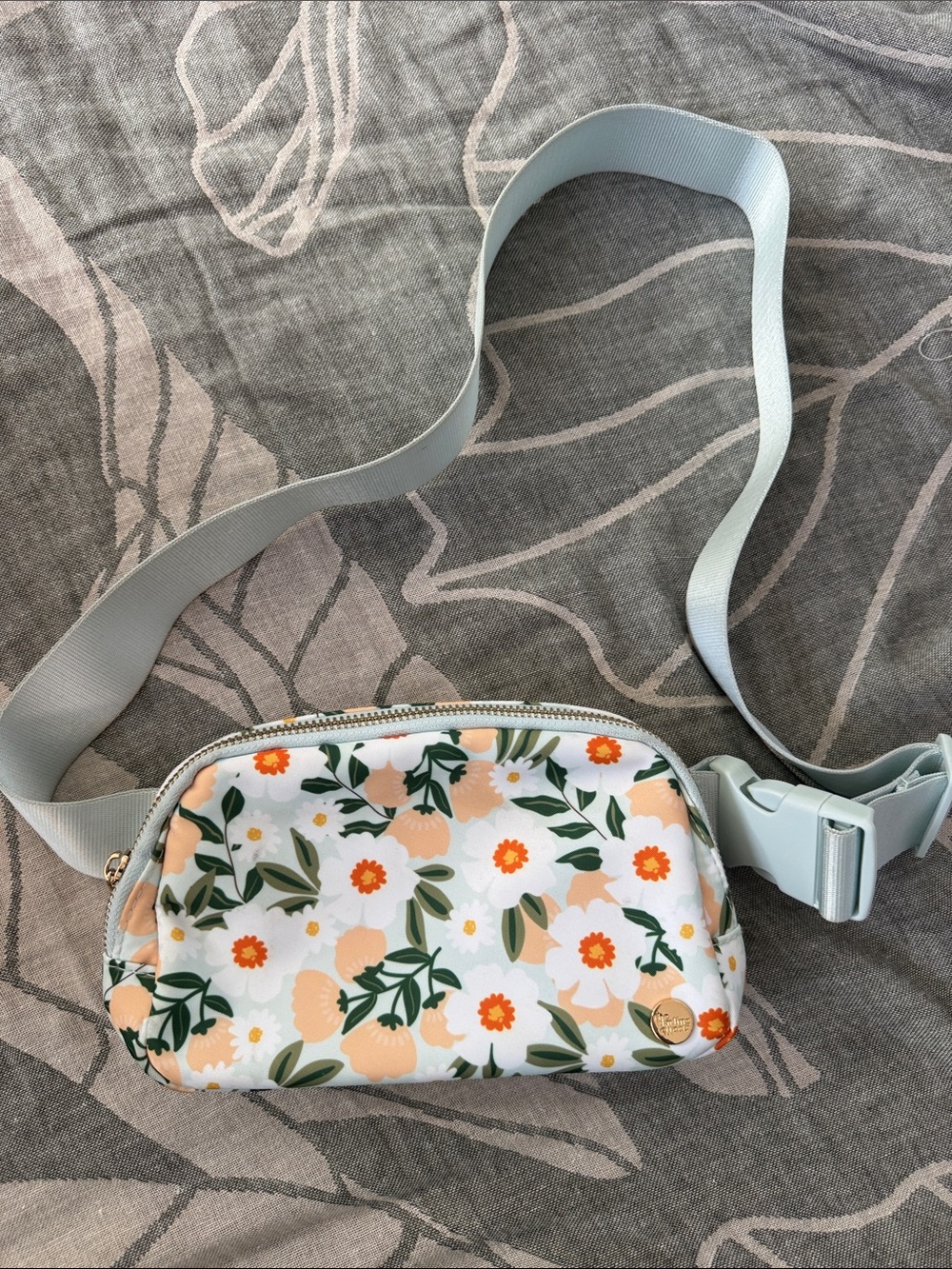The darling effect belt bag EUC